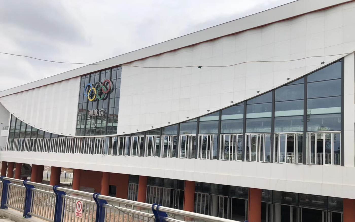 晉江青少年體育館